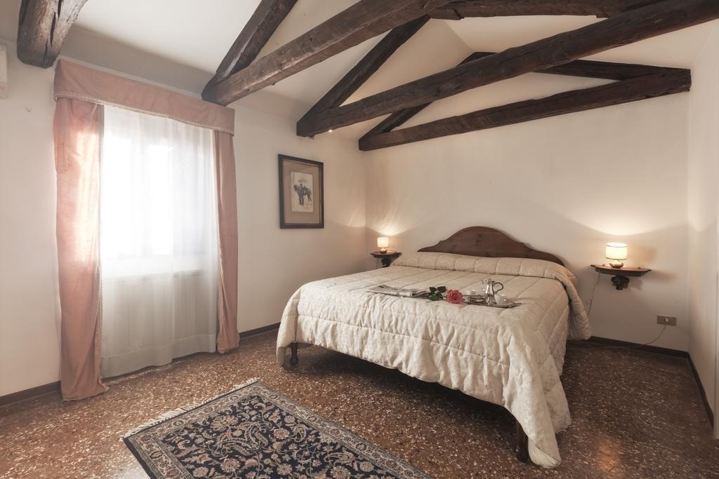 Palazzetto San Lio, Rialto Apartment Venice Room photo