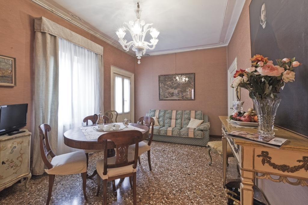 Palazzetto San Lio, Rialto Apartment Venice Exterior photo
