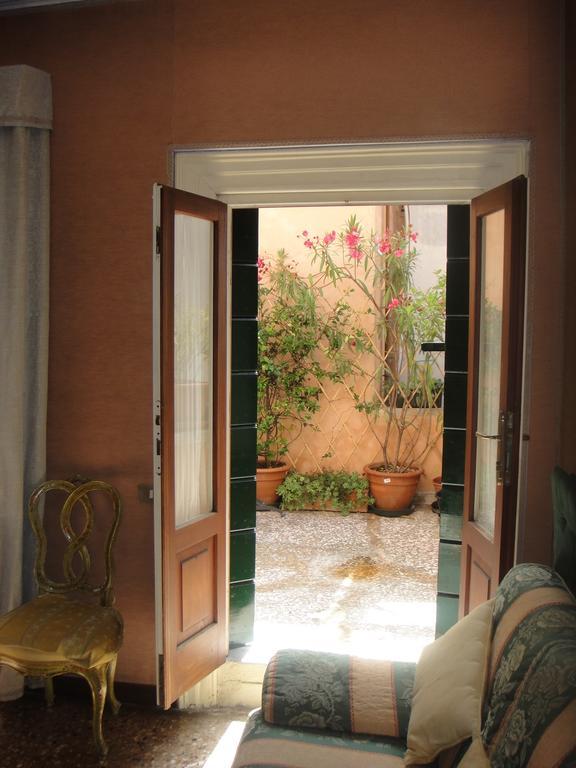 Palazzetto San Lio, Rialto Apartment Venice Exterior photo